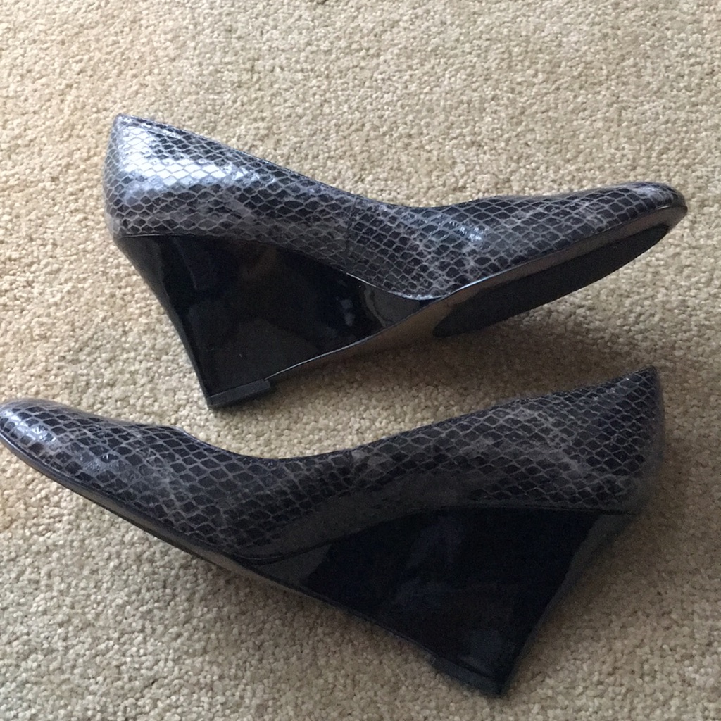 Gray Snakeskin Wedge Shoes